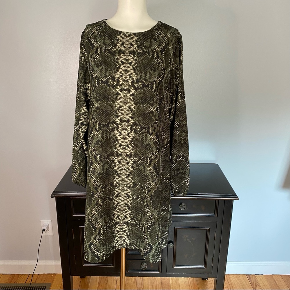 H & M DRESS SIZE 8